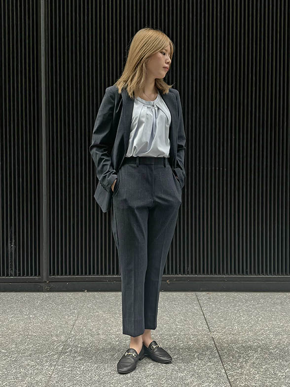 爽やかなブルーコーデ