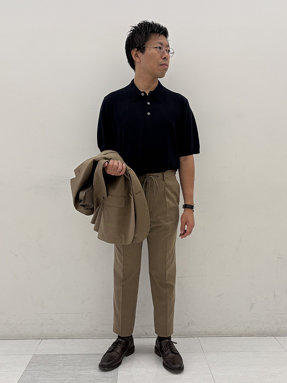 秋らしさを感じるベージュカラー