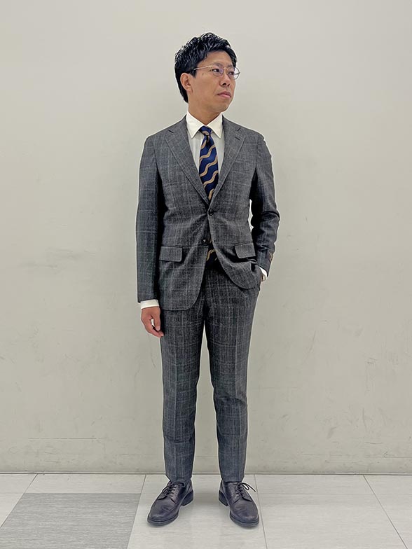 ネクタイでさりげない個性をプラス