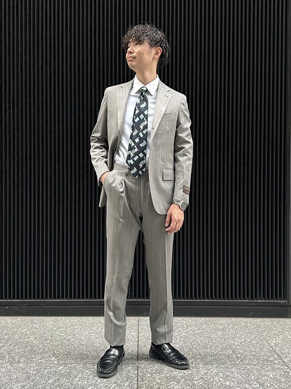 季節感を引き立てるコーデ