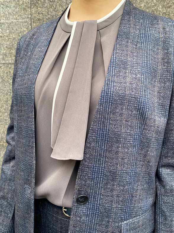 気軽に羽織れて、きちんと見える。