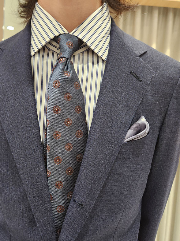 ビジネスにもフォーマルにも