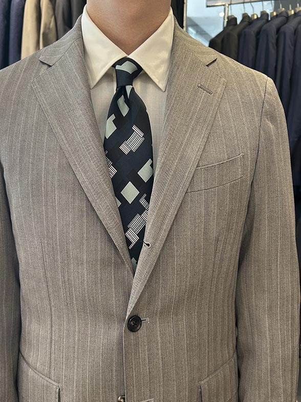 季節感を引き立てるコーデ