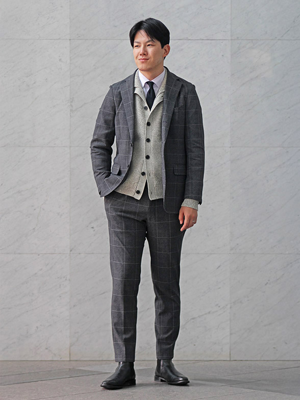 立体感で魅せる秋のレイヤードスタイル