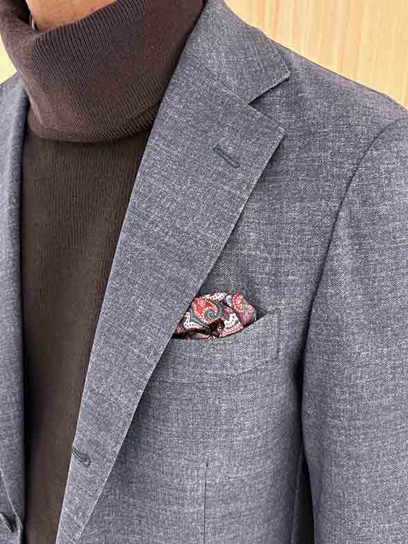 柔らかニットでつくる大人カジュアル