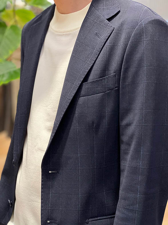 モックネックでつくる大人の秋冬スタイル