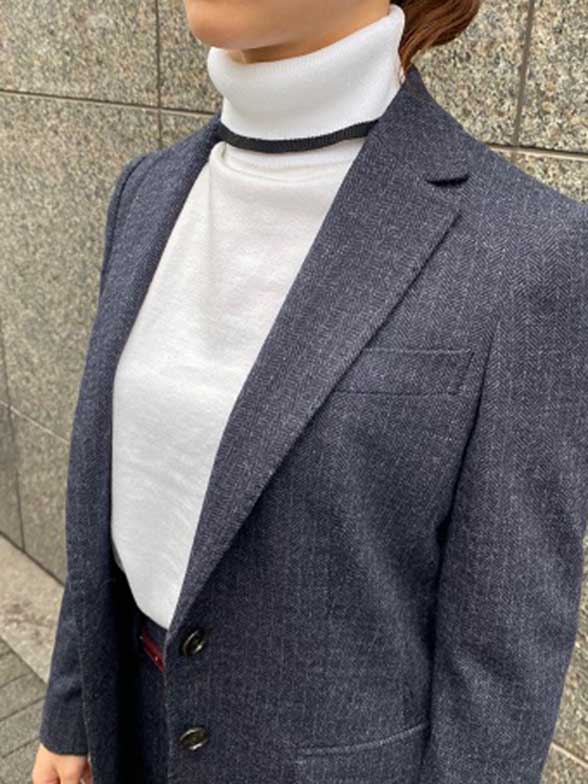 ふんわり暖か、着回し自在な起毛スーツ。