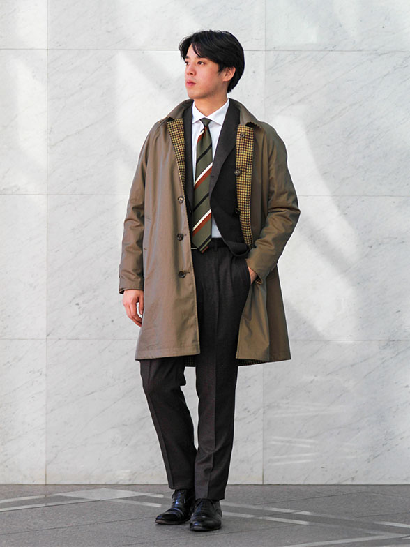 上品さとカジュアルを両立する秋冬コーデ