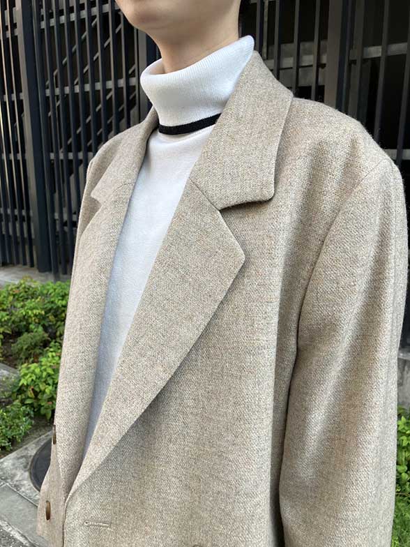 シルエットで魅せるベーシック