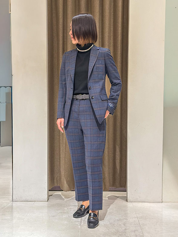 ネイビー×ブラウン