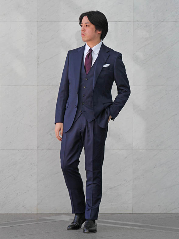 シーンを選ばない上質コーデ