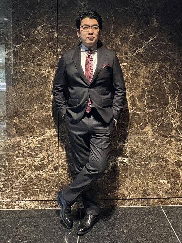 大人の余裕漂うビジネススタイル