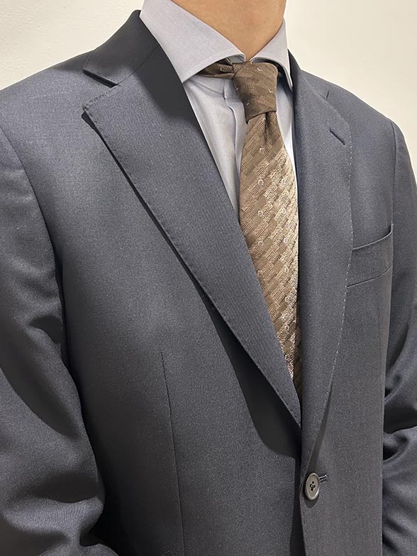 上質感と光沢を備えた「極」