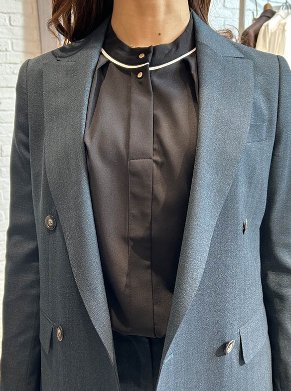 お呼ばれにも映える美シルエット