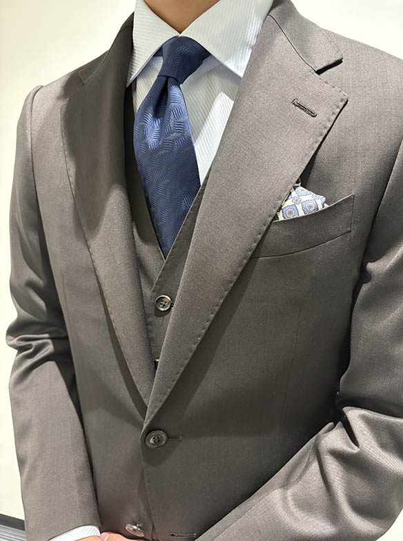 晴れの日に選びたい好印象ブラウン