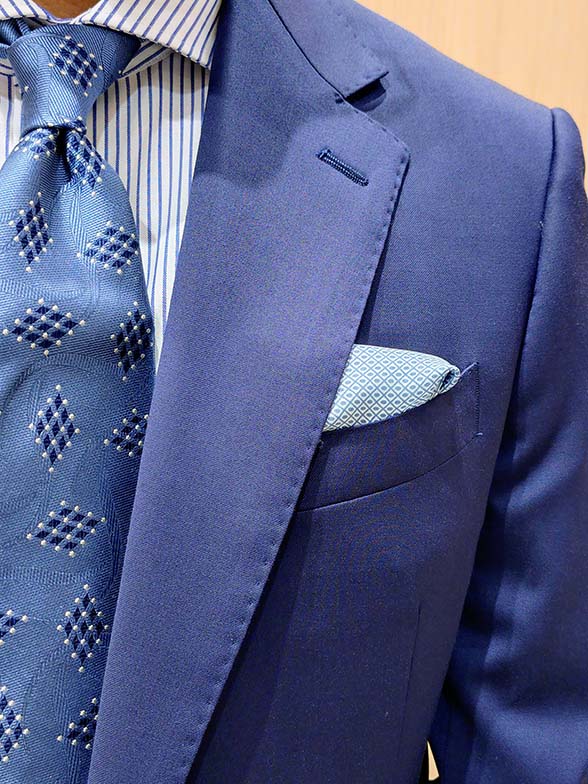 トーンで魅せるこなれスタイル