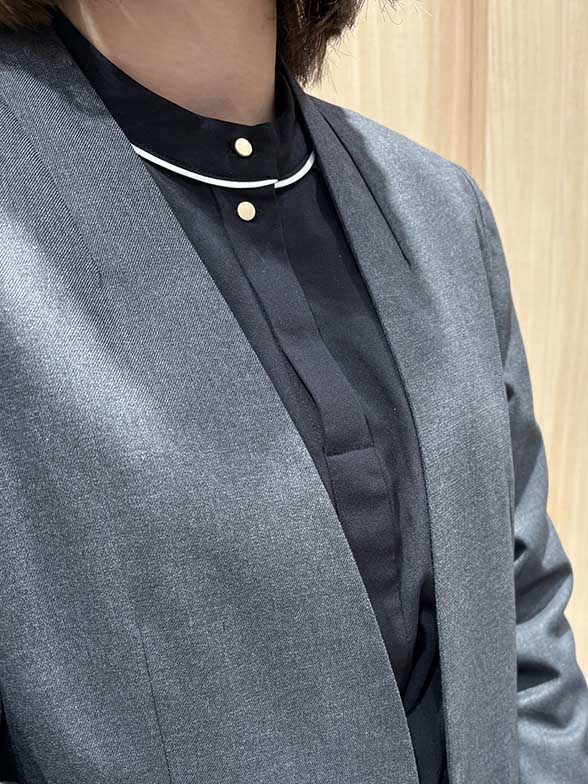 モノトーンで魅せるシックスタイル