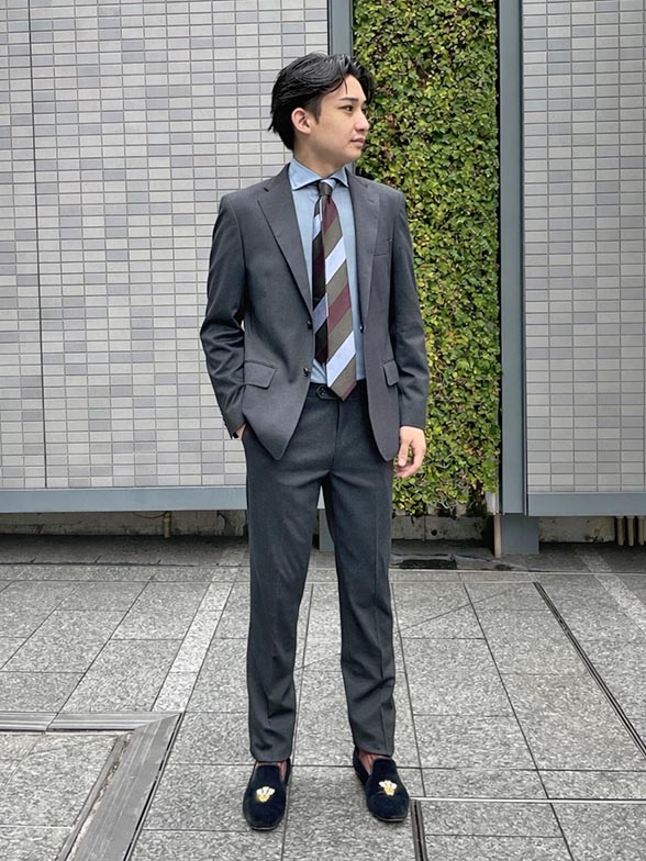 身長175㎝/サイズ48