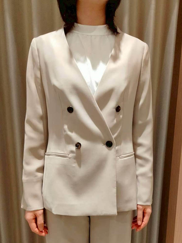 身長159㎝/サイズ7号